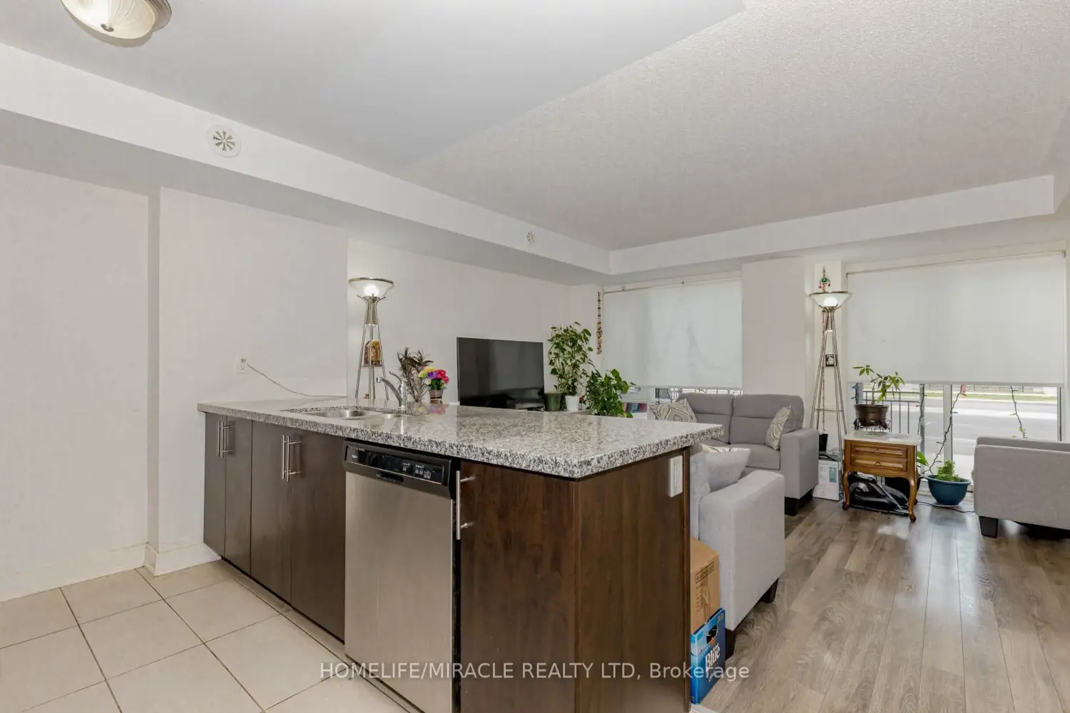 100 Dufay Road 29 photo 4