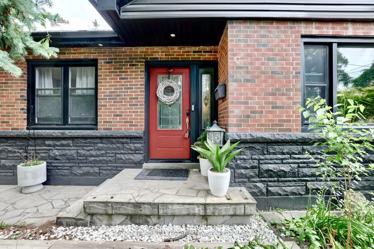 1028 Cedar Avenue photo 5
