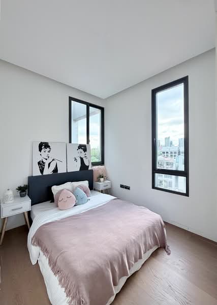 10 Evelyn Road photo 3