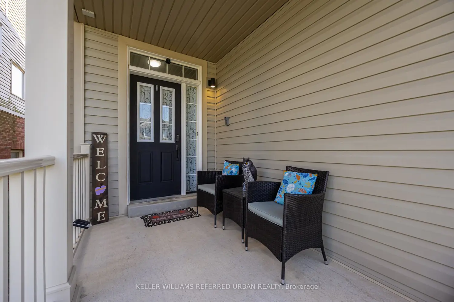 141 Whitwell Way photo 2