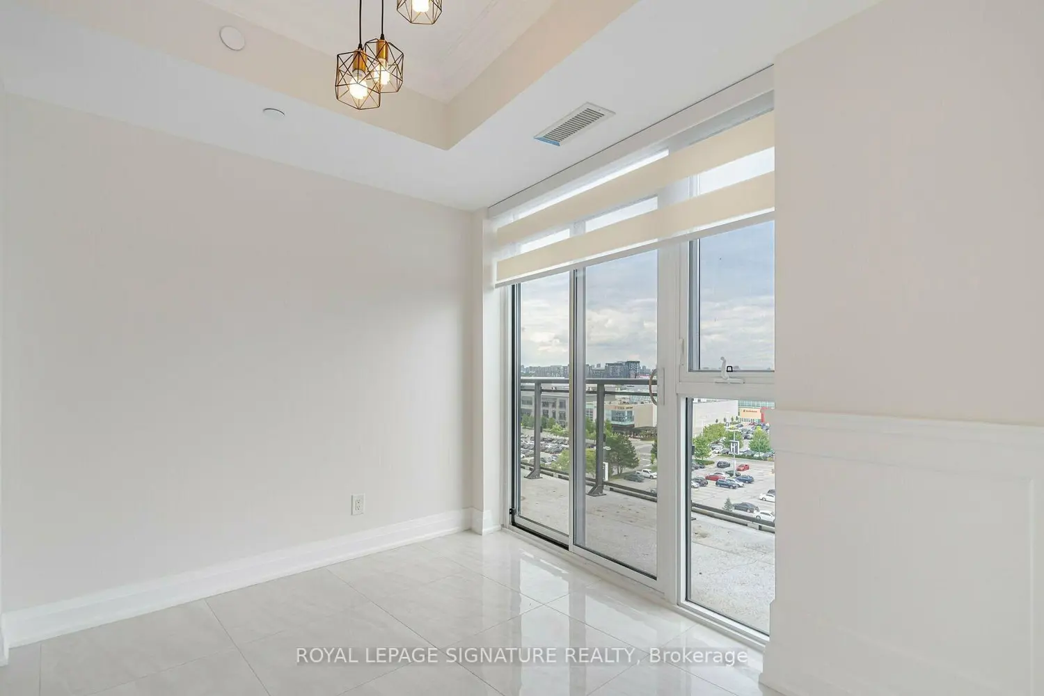 16 Mcadam Avenue Ph904 photo 5