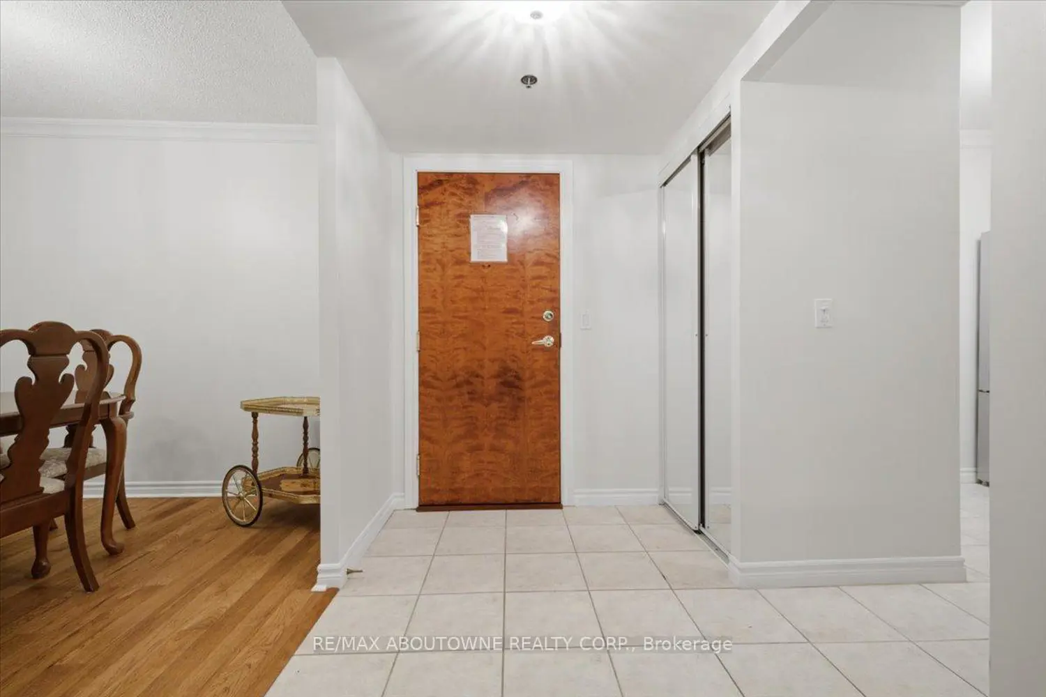 100 Burloak Drive 1207 photo 2