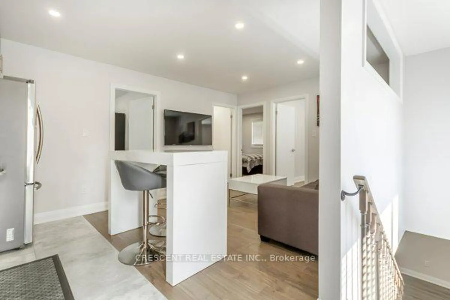 170 Emerson Street photo 3