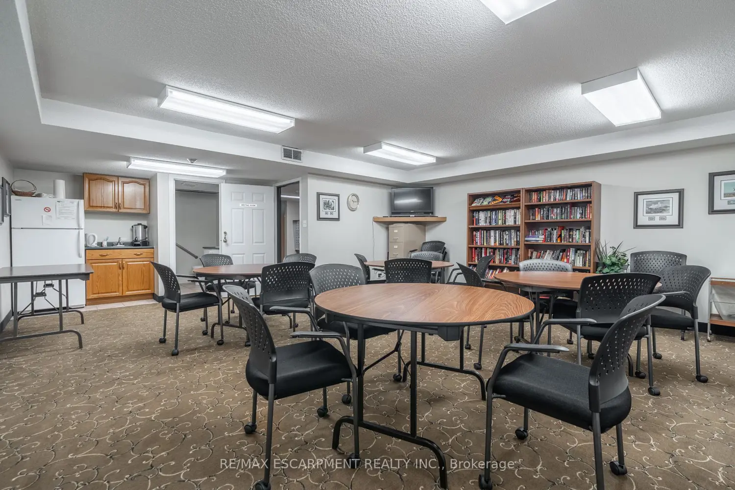 970 Golf Links Road 306 photo 4