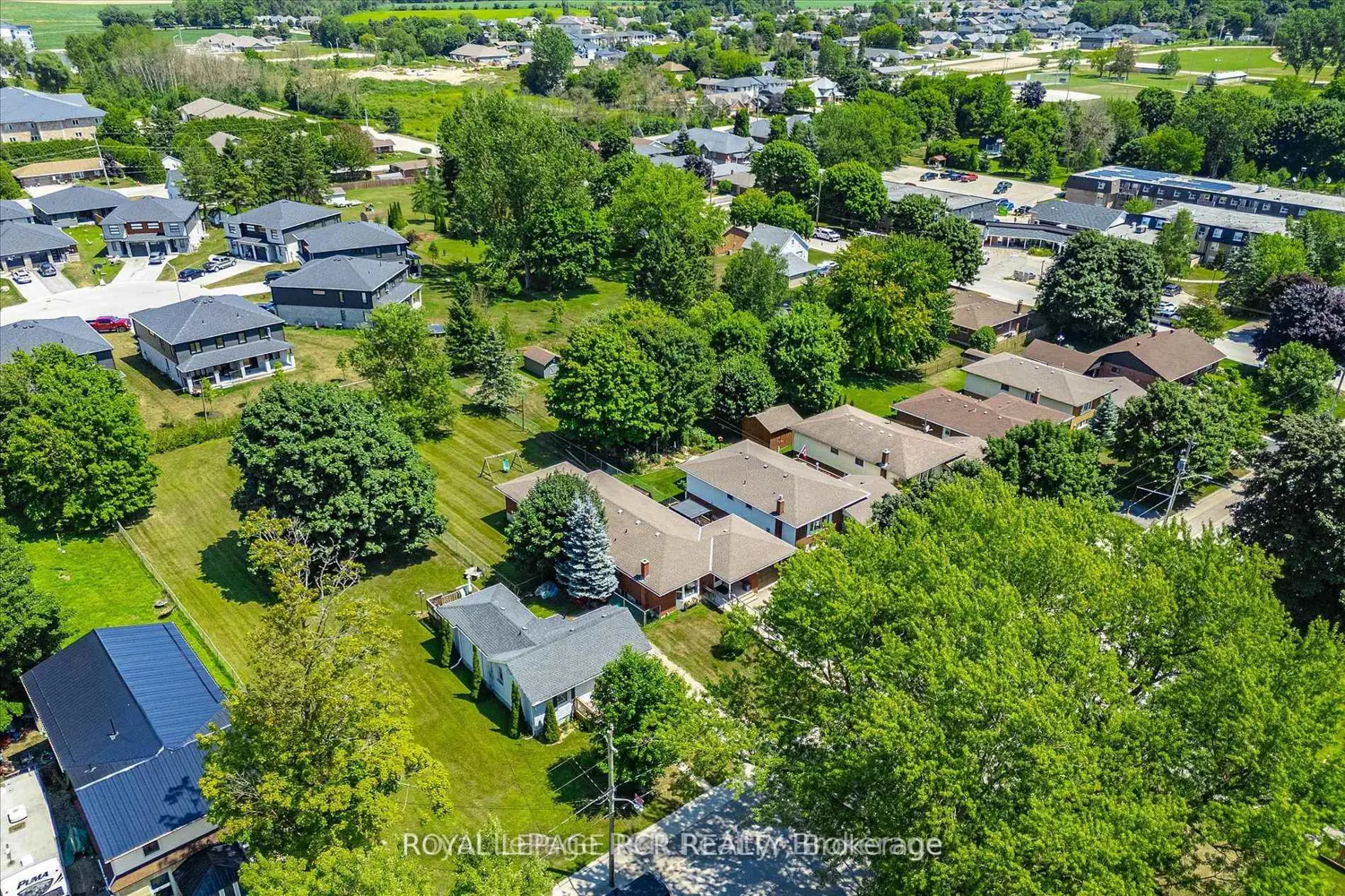 240 Egremont Street photo 4