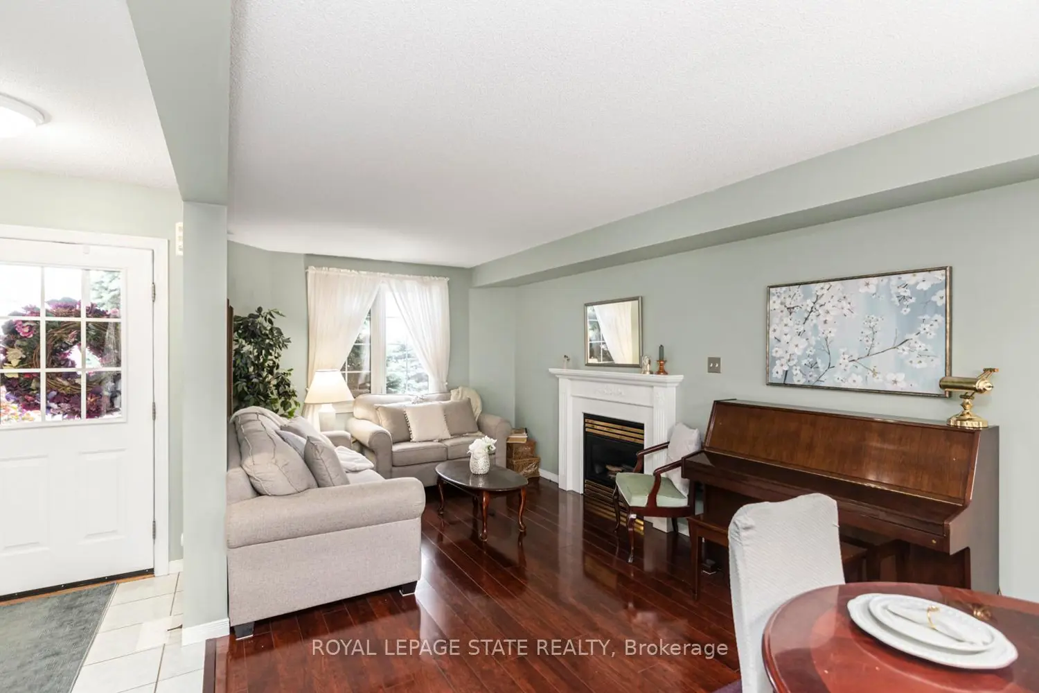 10 Richview Drive photo 4
