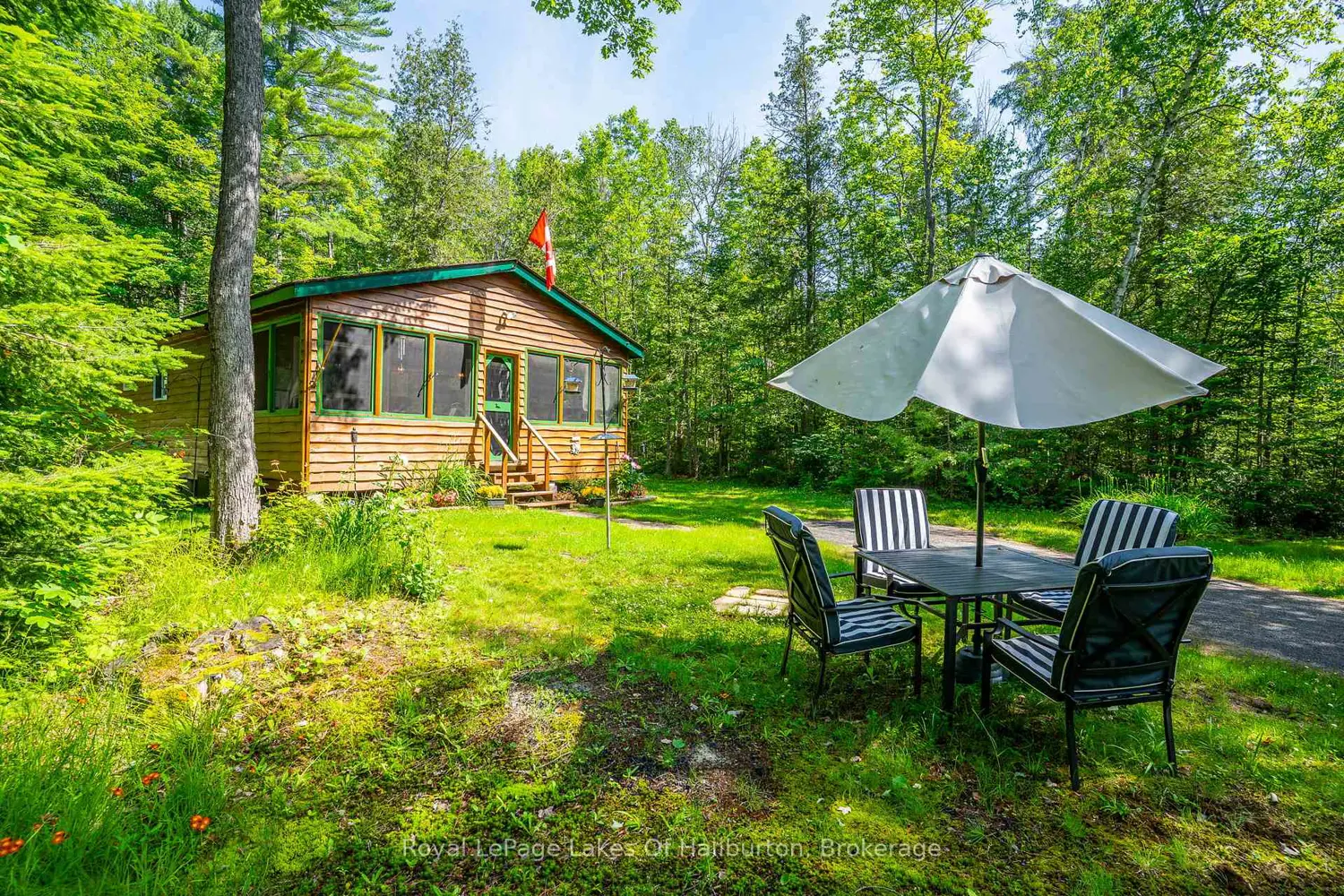 1079 Halls Lake Road photo 4