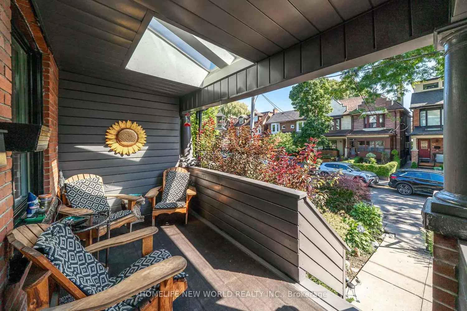 54 Marchmount Road photo 3