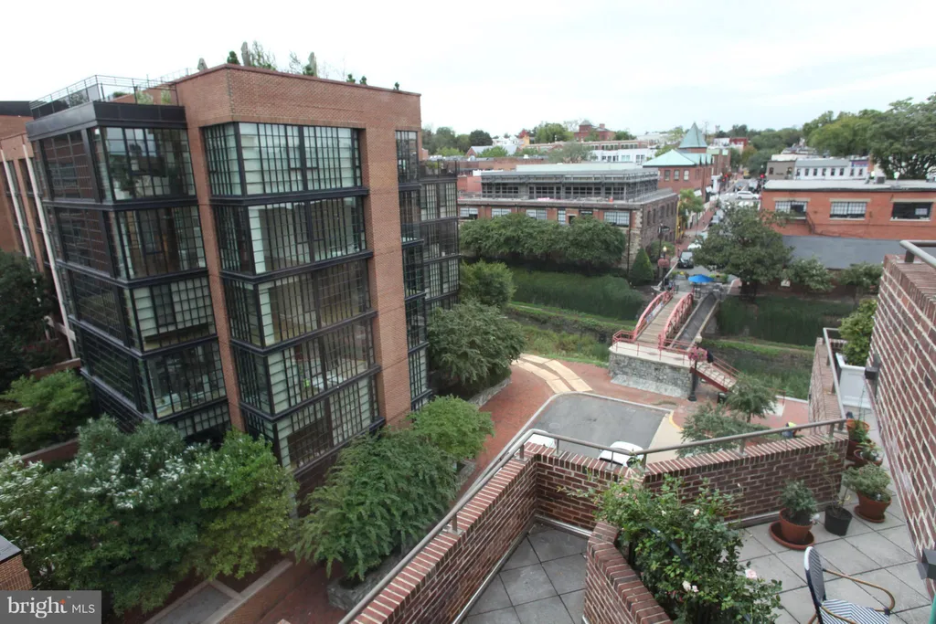 1015 33rd Street NW Unit 814, Washington, DC 20007