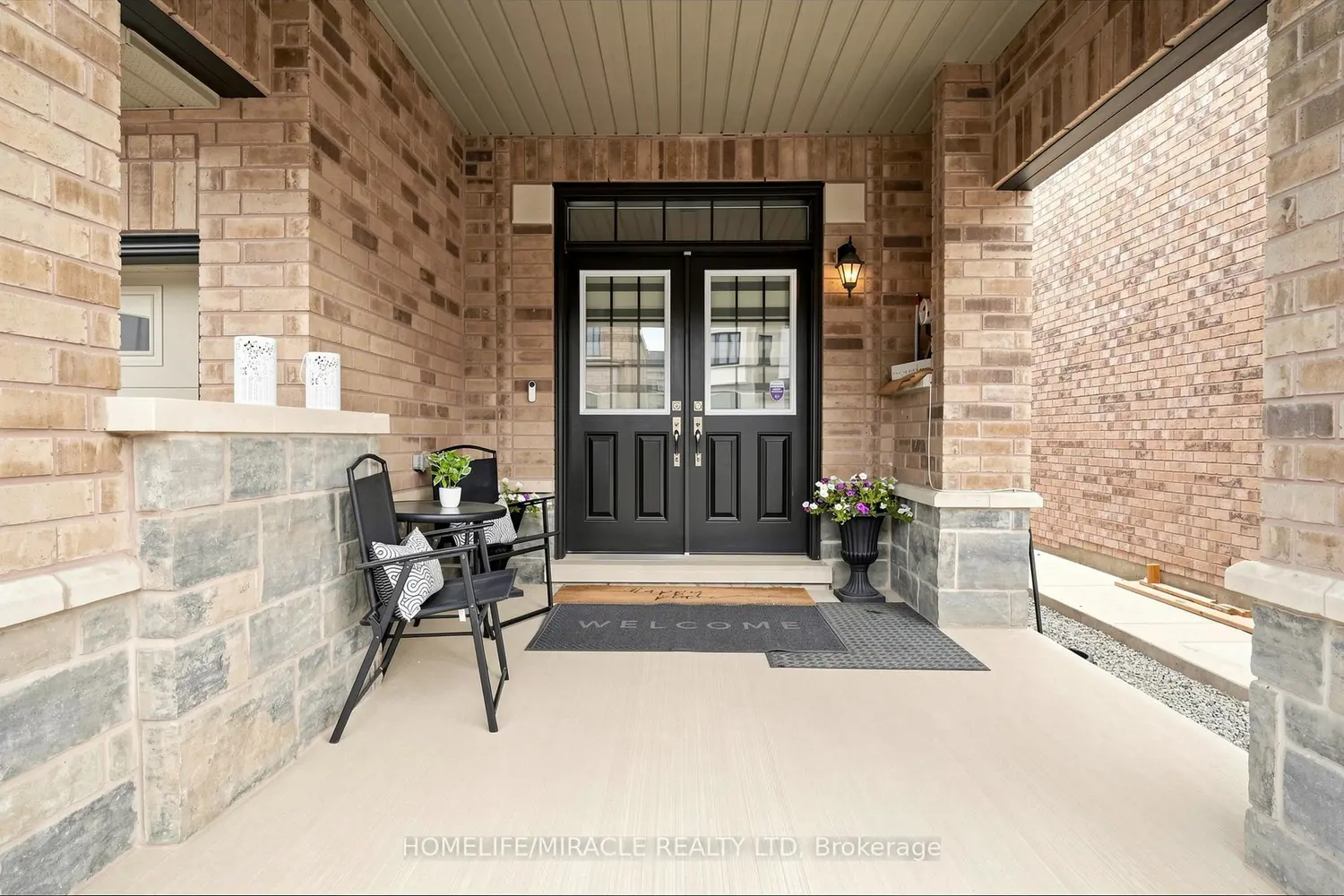 1492 Kitchen Court photo 2