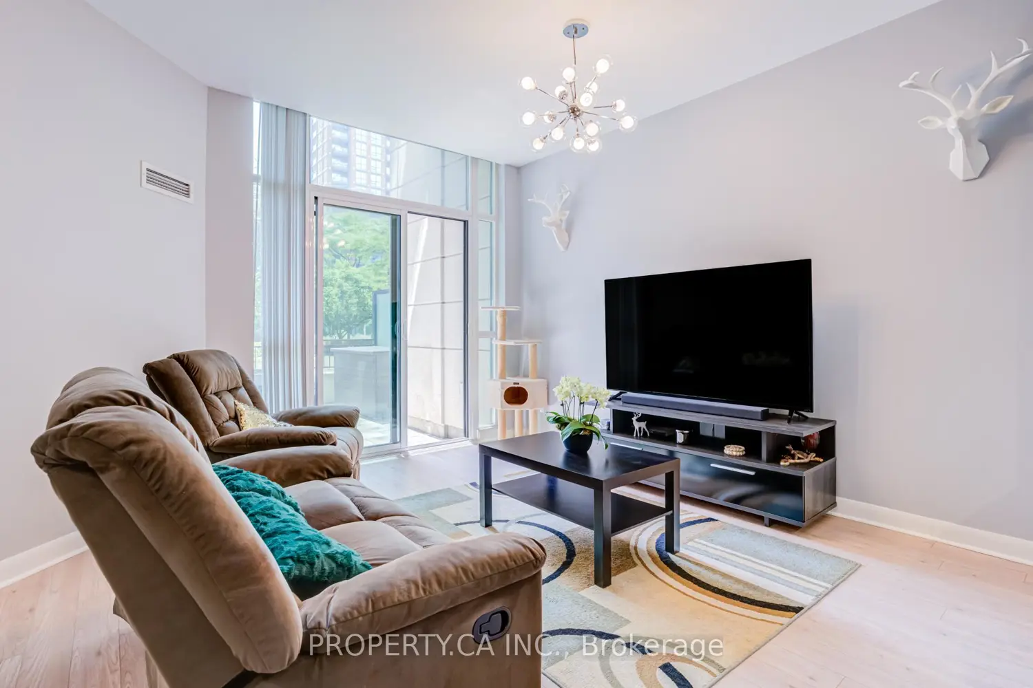 525 Wilson Avenue 118 photo 4
