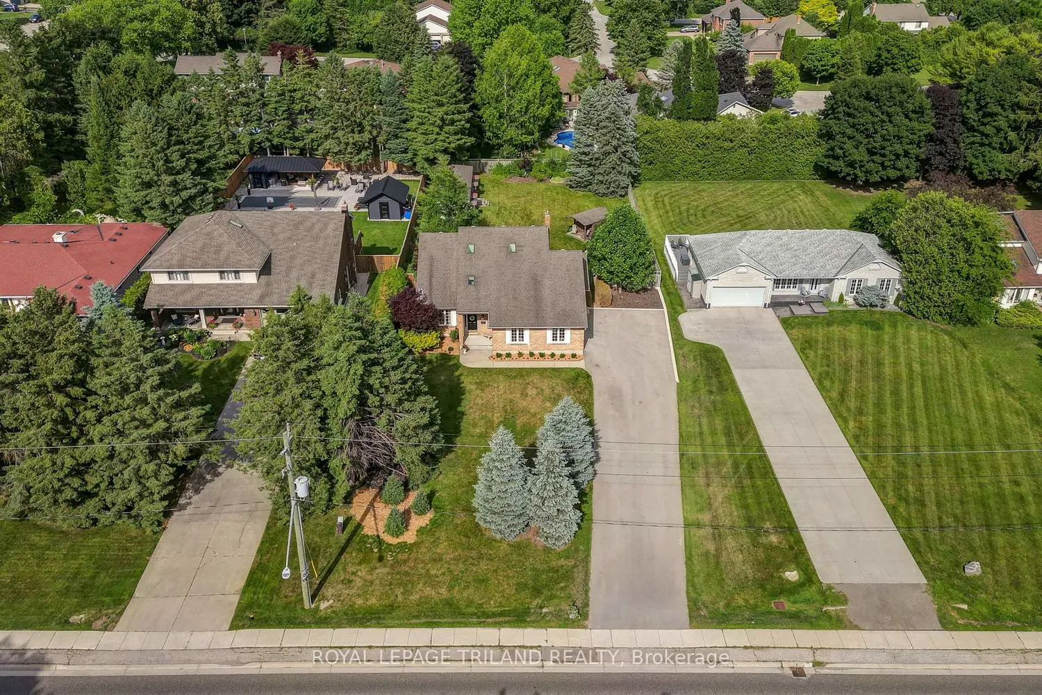 4588 Colonel Talbot Road photo 3