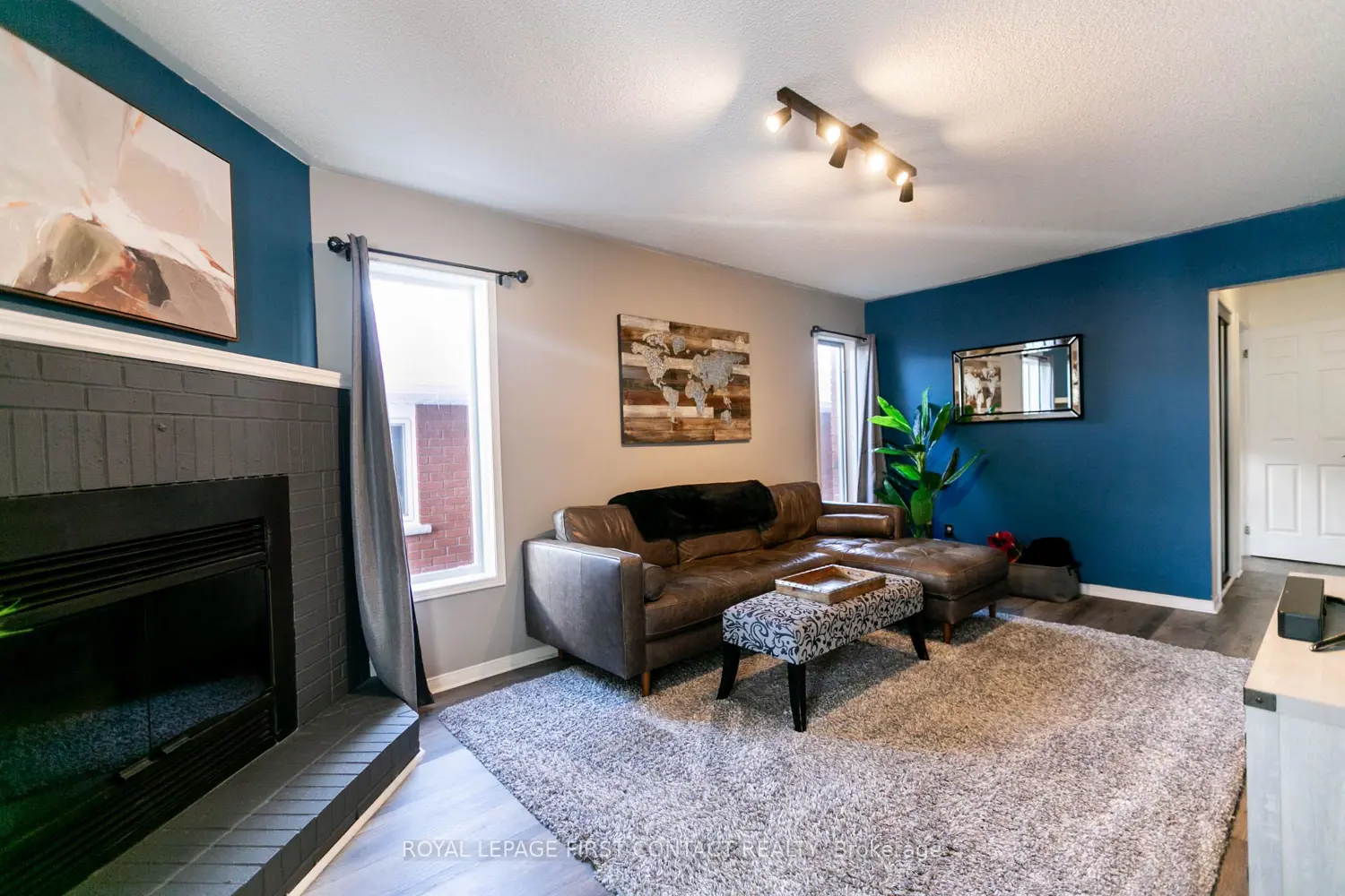 13 Irwin Drive photo 2