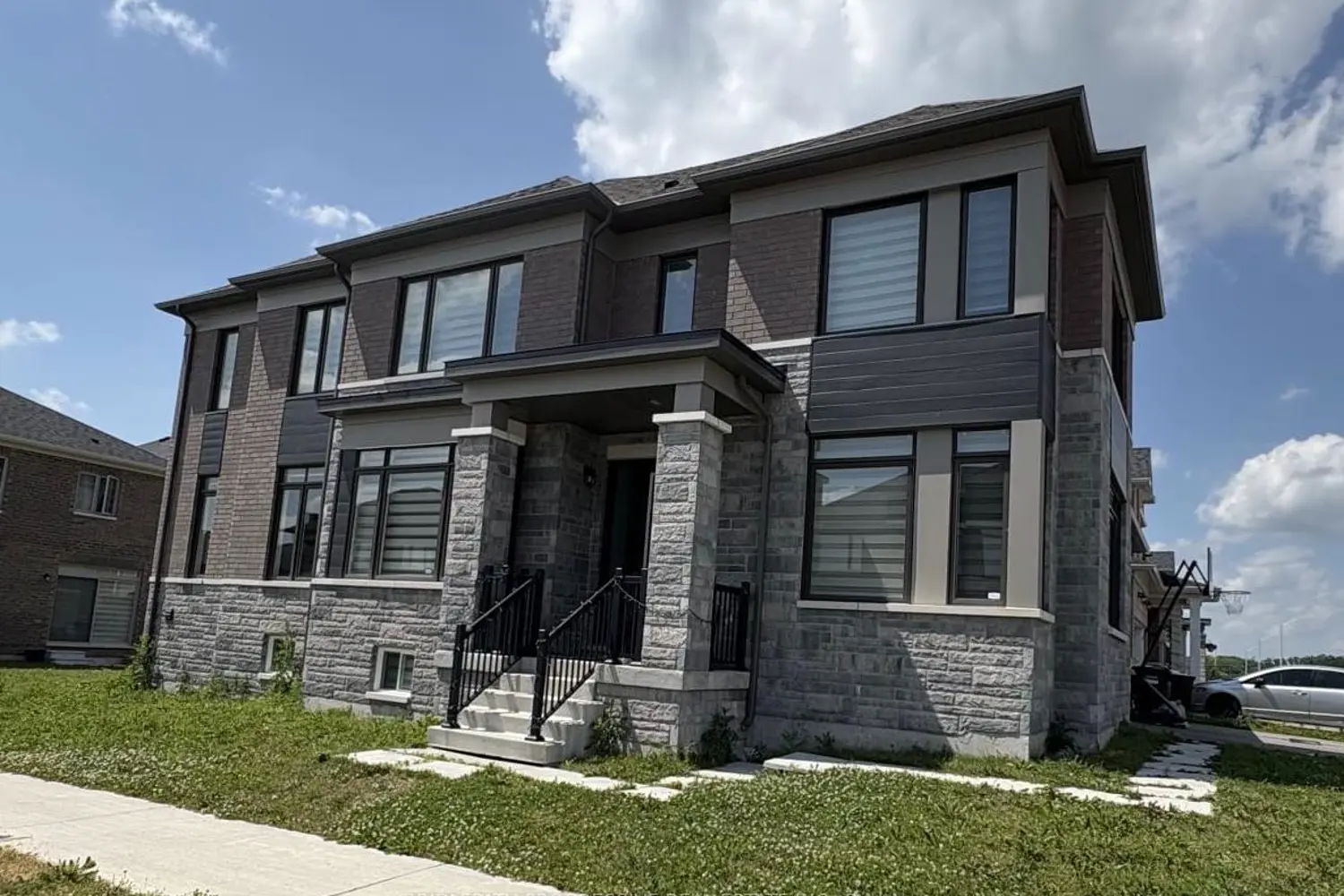 145 Terry Fox Drive photo 2