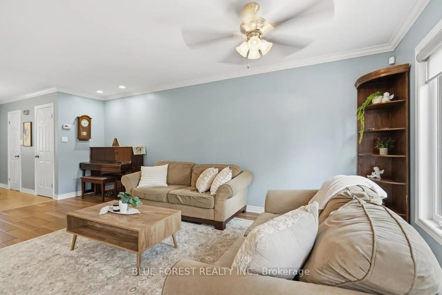 1367 Reardon Boulevard photo 2