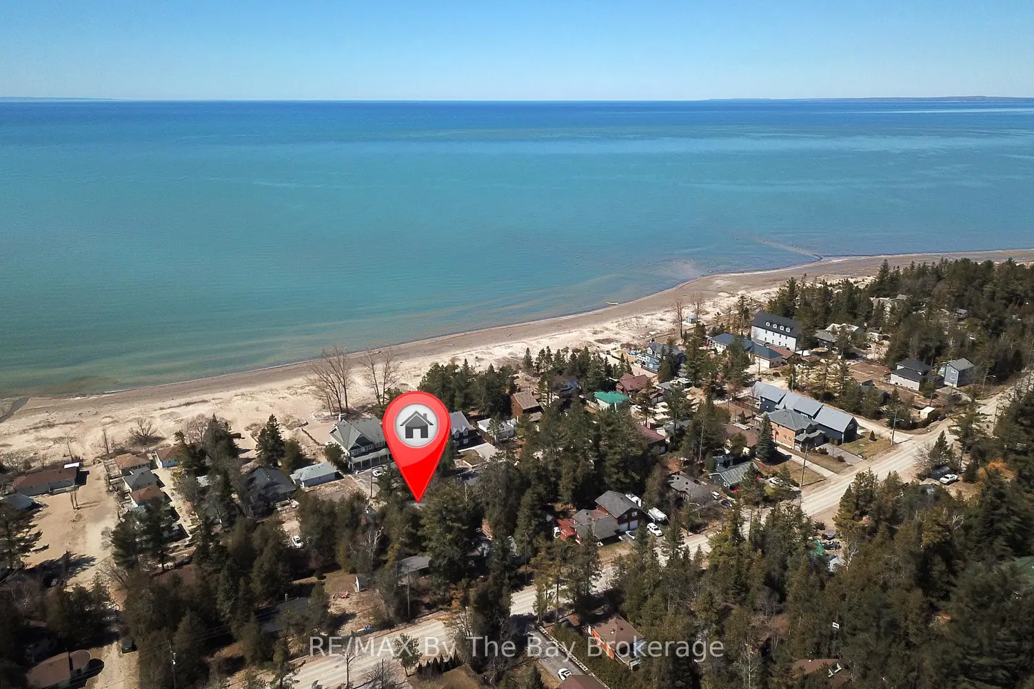 465 Bluewater Lane photo 2