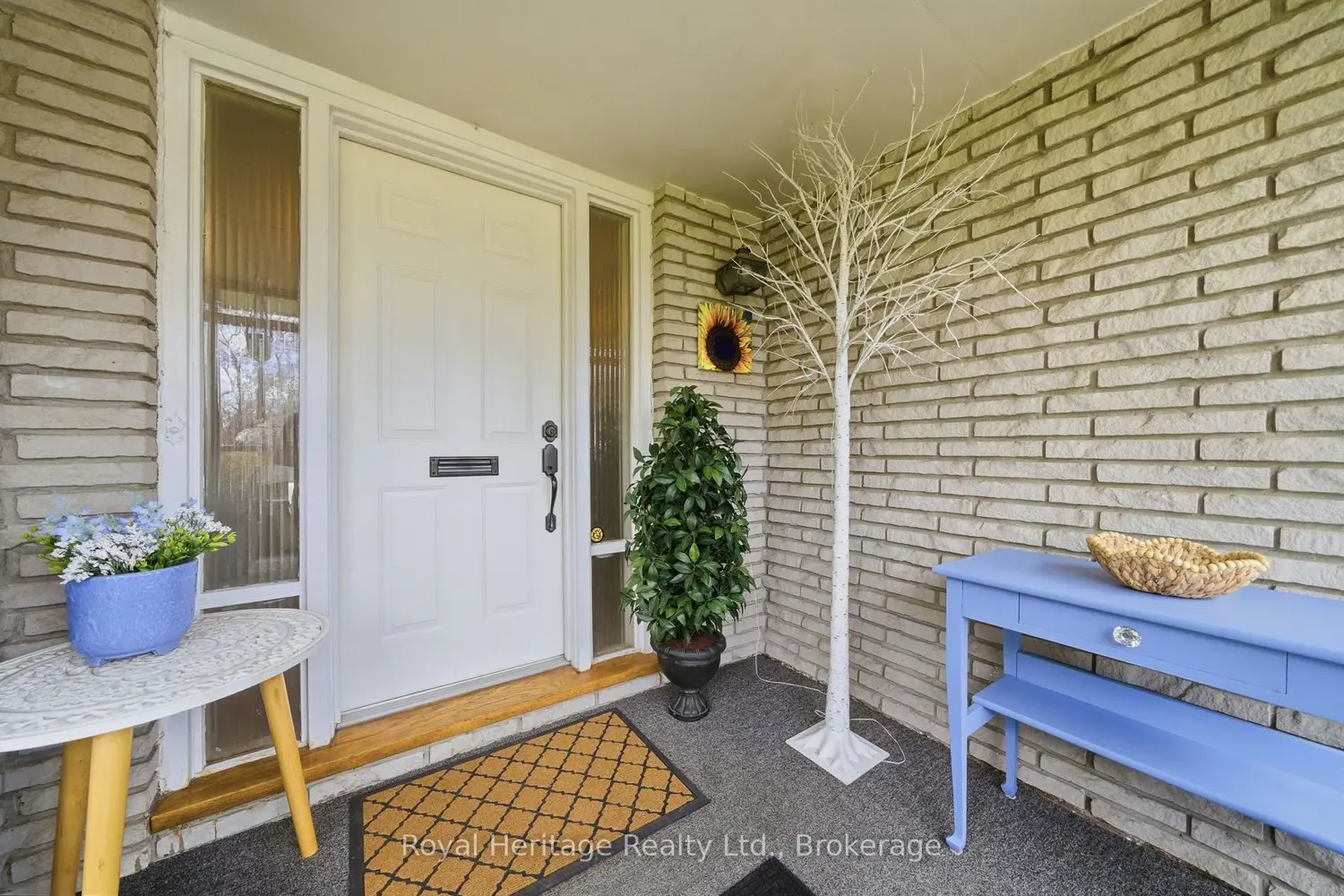 641 Freemont Road photo 2