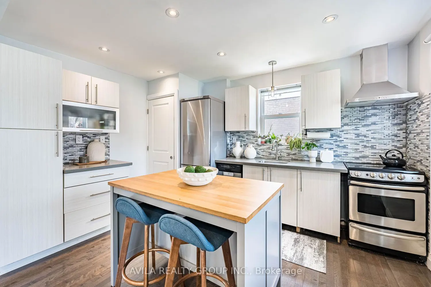 7 Edmund Avenue photo 4