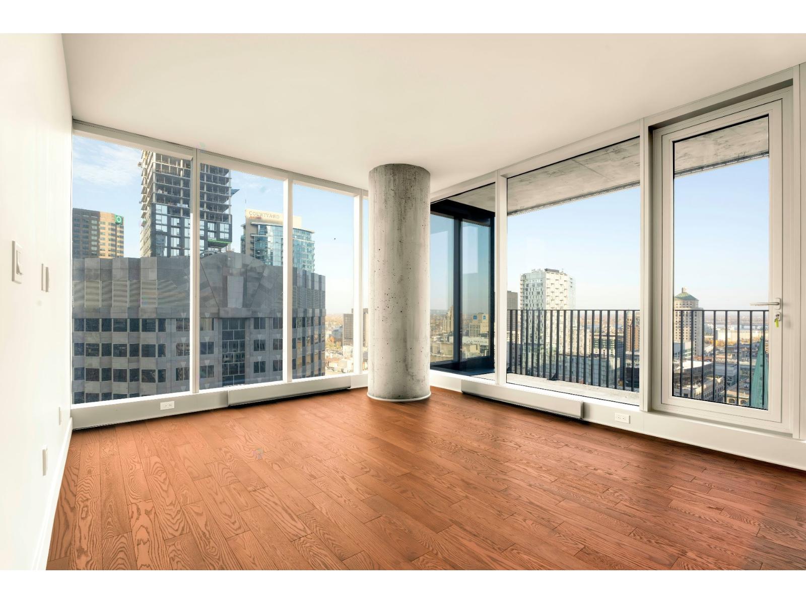 1205 Place Phillips