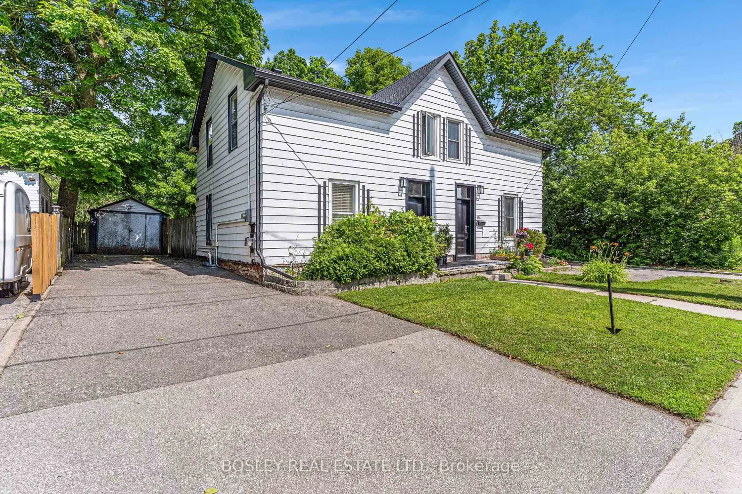 156 St. Andrews Street photo 2