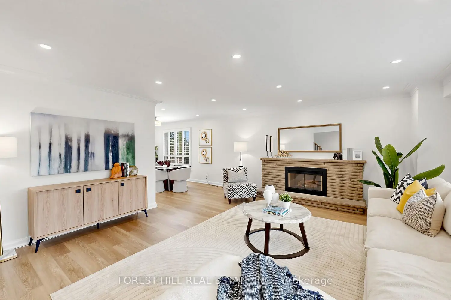 104 Otonabee Avenue photo 5