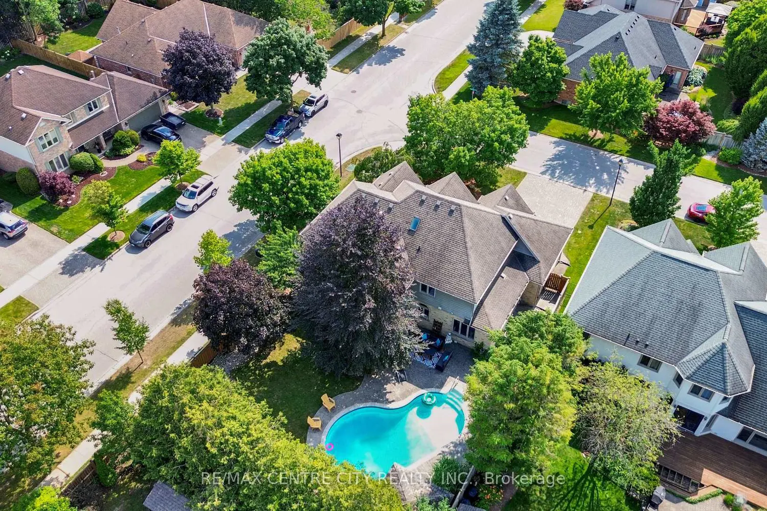 2 Havenwood Way photo 2
