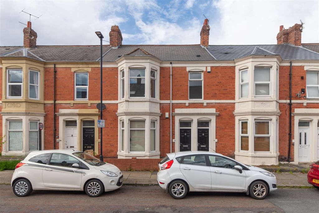 6 bed flat for saleBayswater Road, Jesmond, Newcastle Upon Tyne NE2