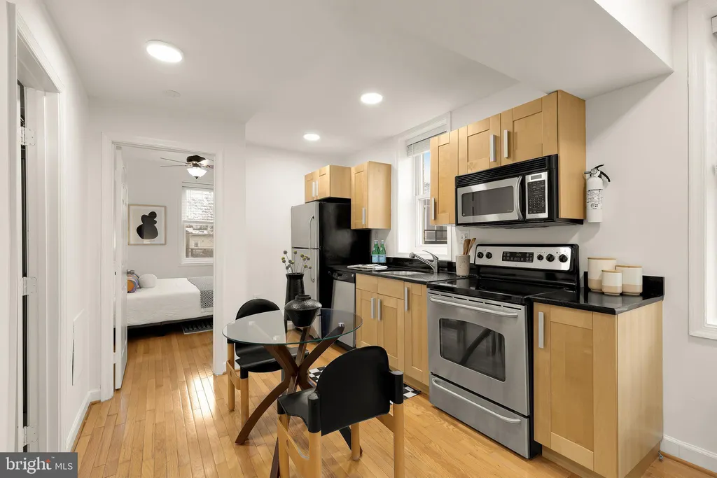 314 V Street NE Unit 204, Washington, DC 20002 photo 5