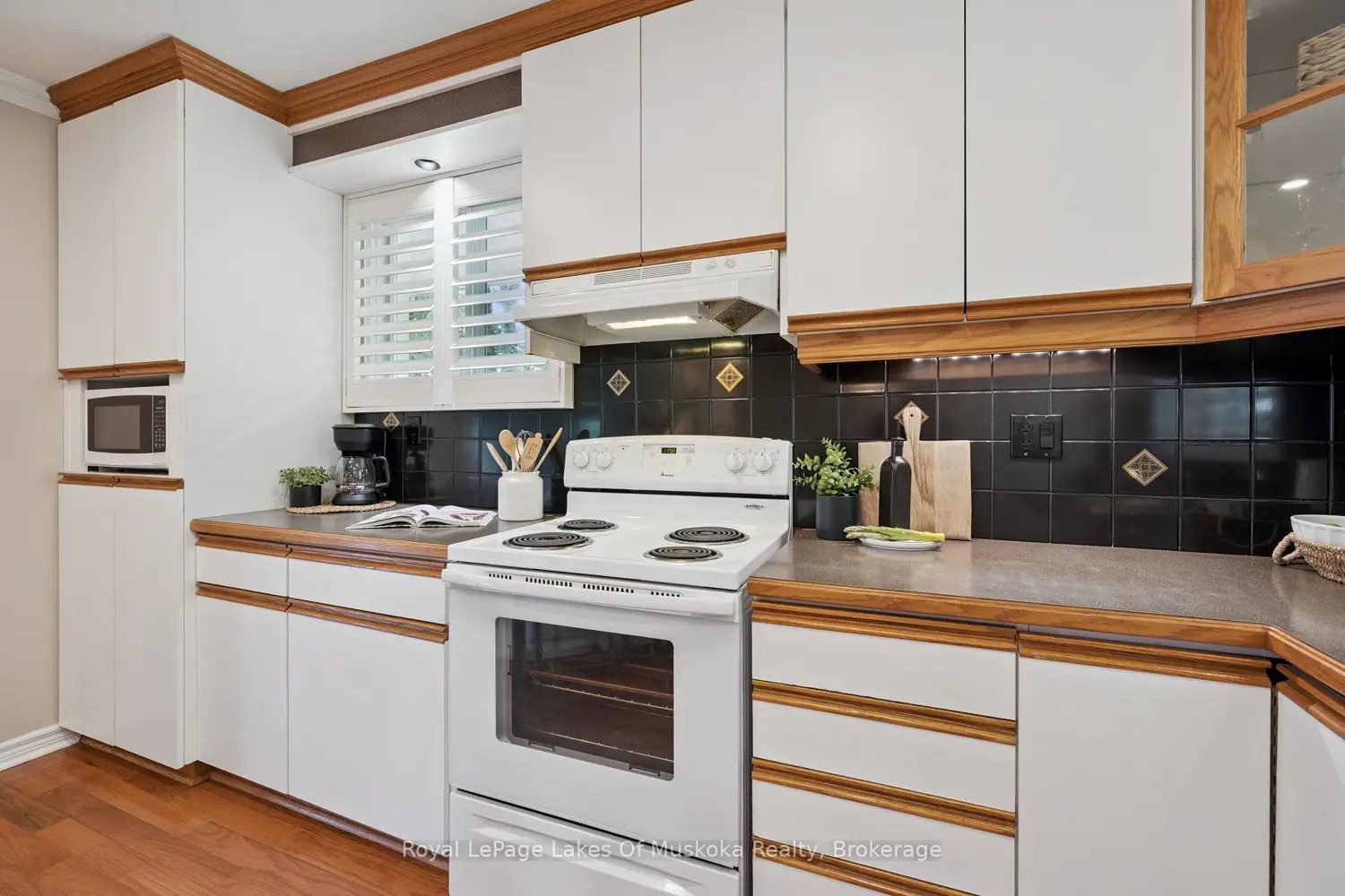 1082 Kawagama Lake Road photo 3