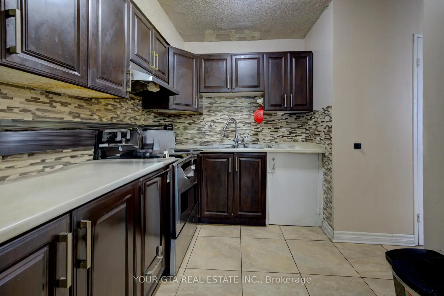 1055 B Forestwood Drive 122 photo 3