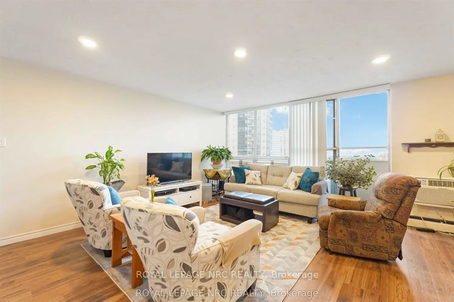 35 Towering Heights Boulevard 1107 photo 5