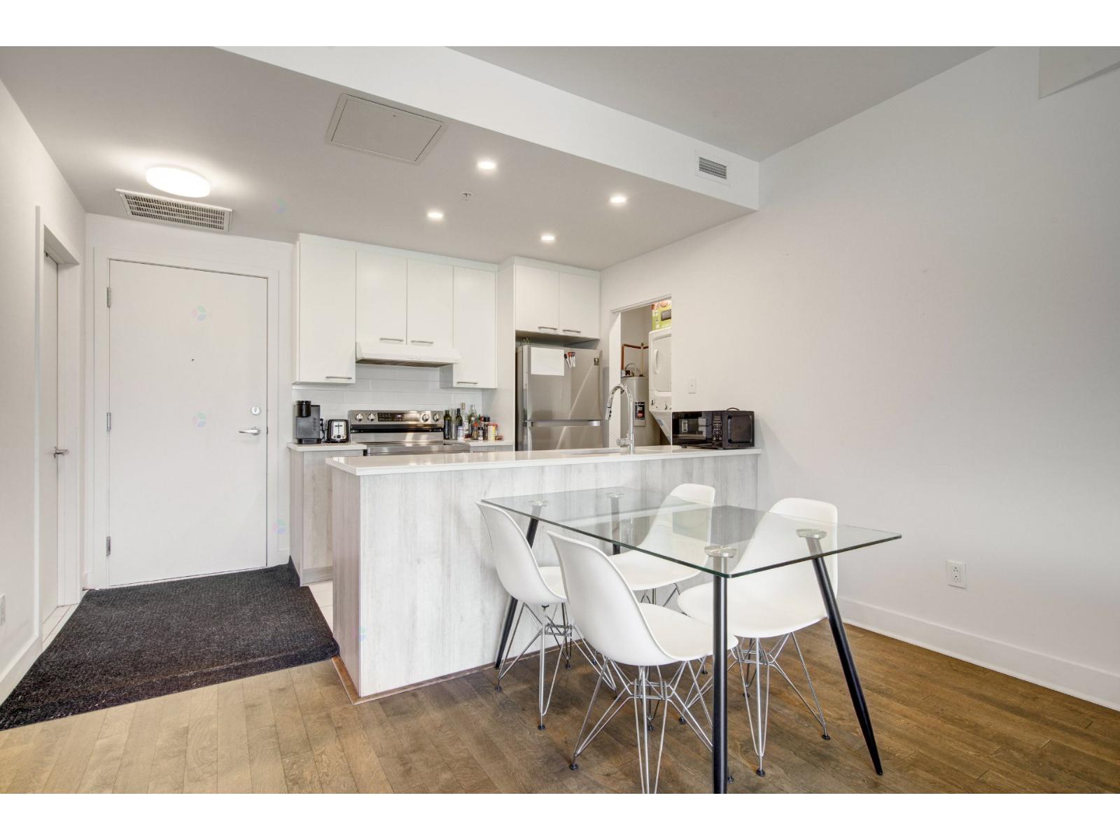901 Av. Beaumont