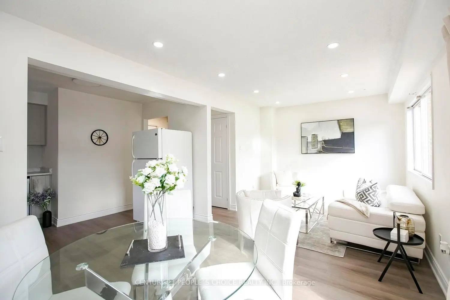 20 Letty Avenue photo 4