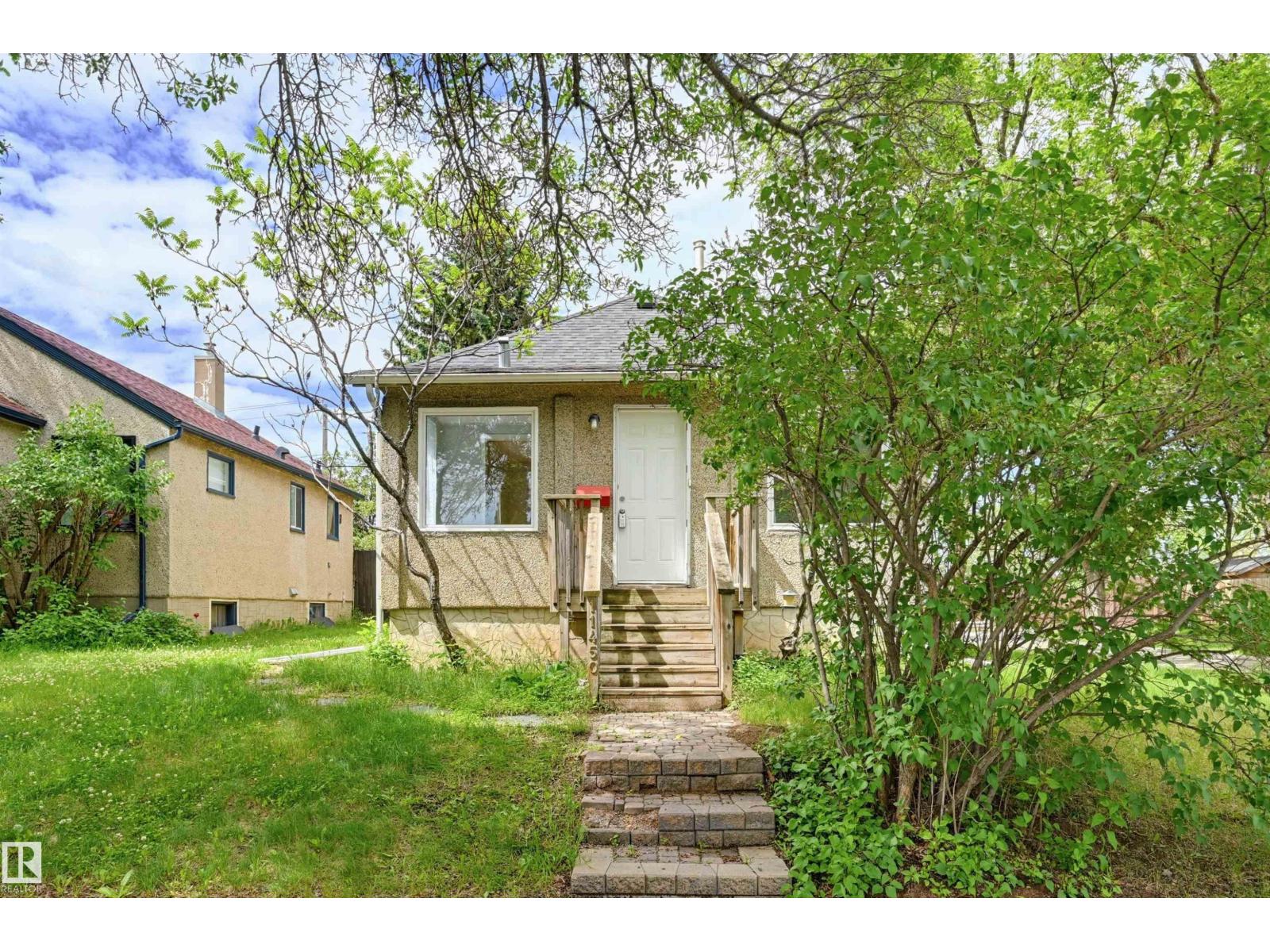 11450 71 Street NW, Edmonton, AB, T5B1V7