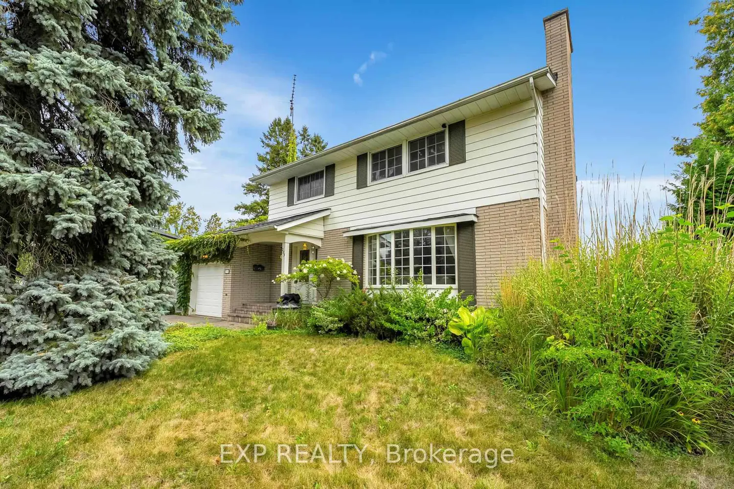 223 Violet Court photo 4