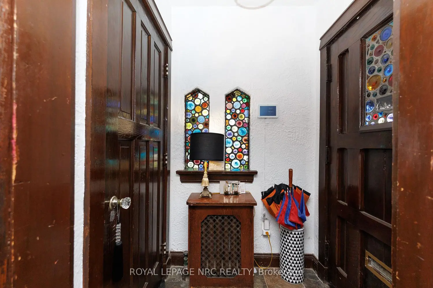 52 Yates Street photo 3