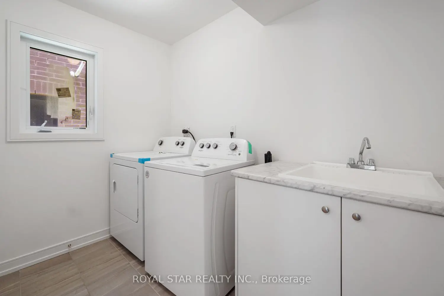13 Red Maple Lane photo 4