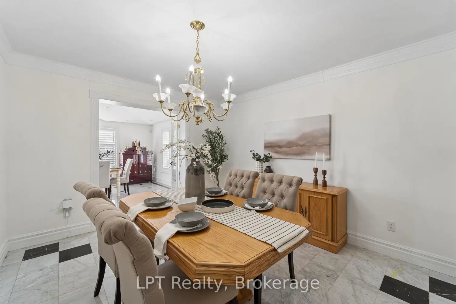1 Mayfield Crescent photo 5
