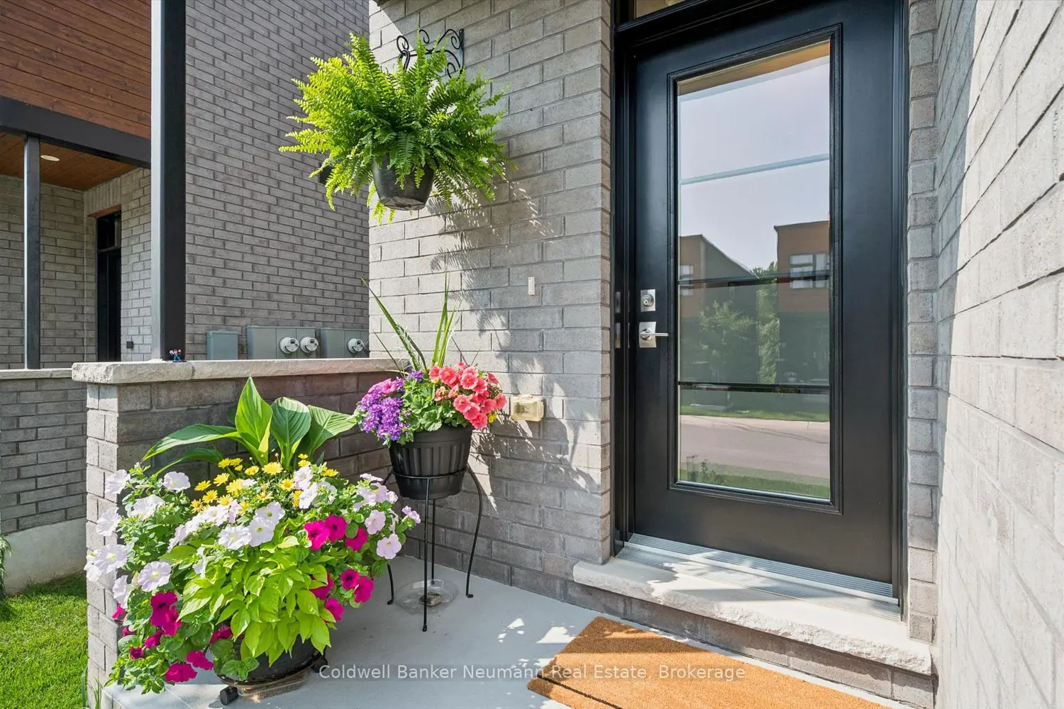 60 Arkell Road 92 photo 4