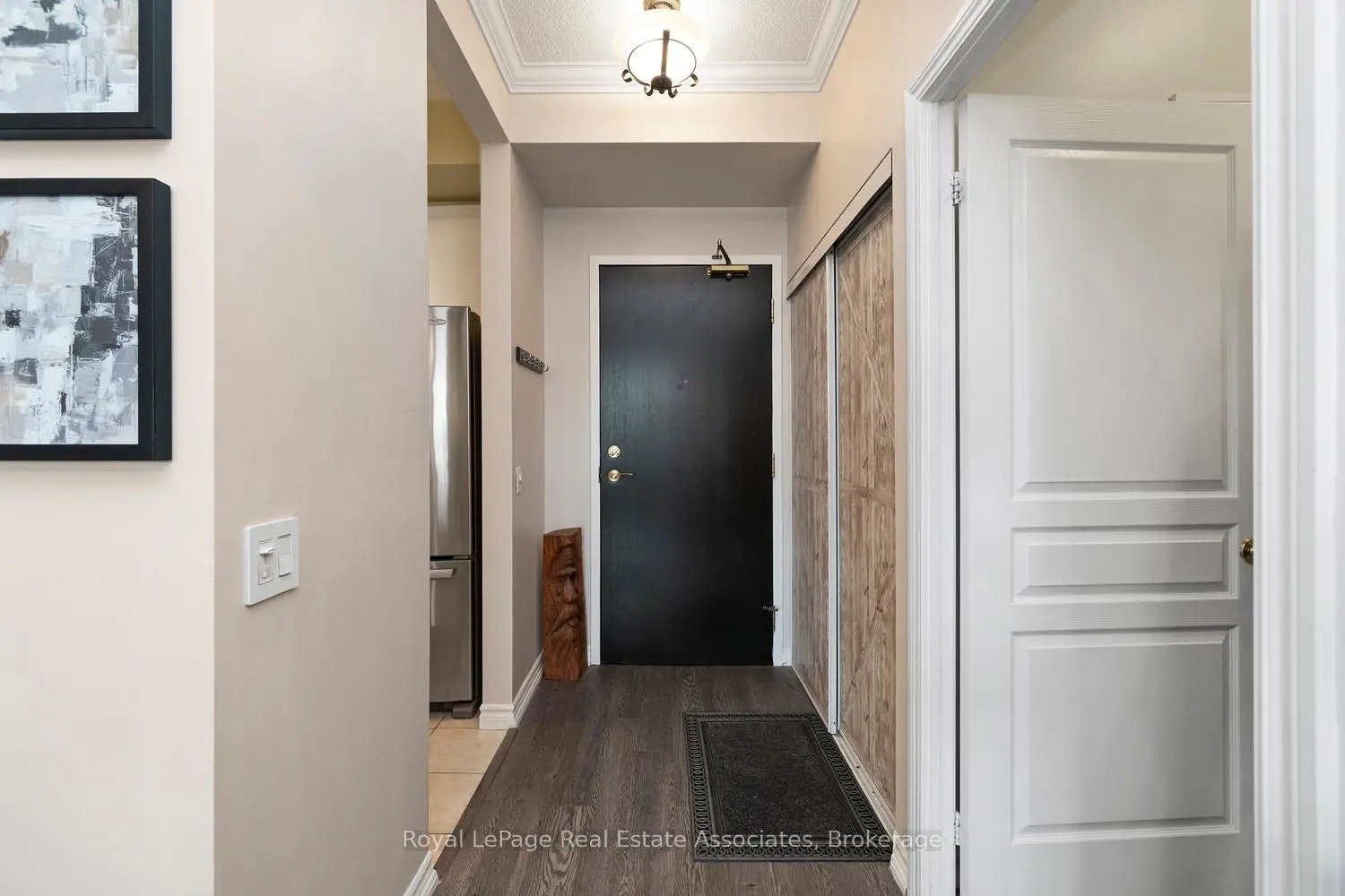 1 Belvedere Court 503 photo 3
