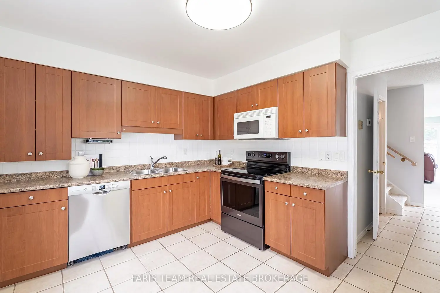 10 Laguna Parkway 9 photo 4