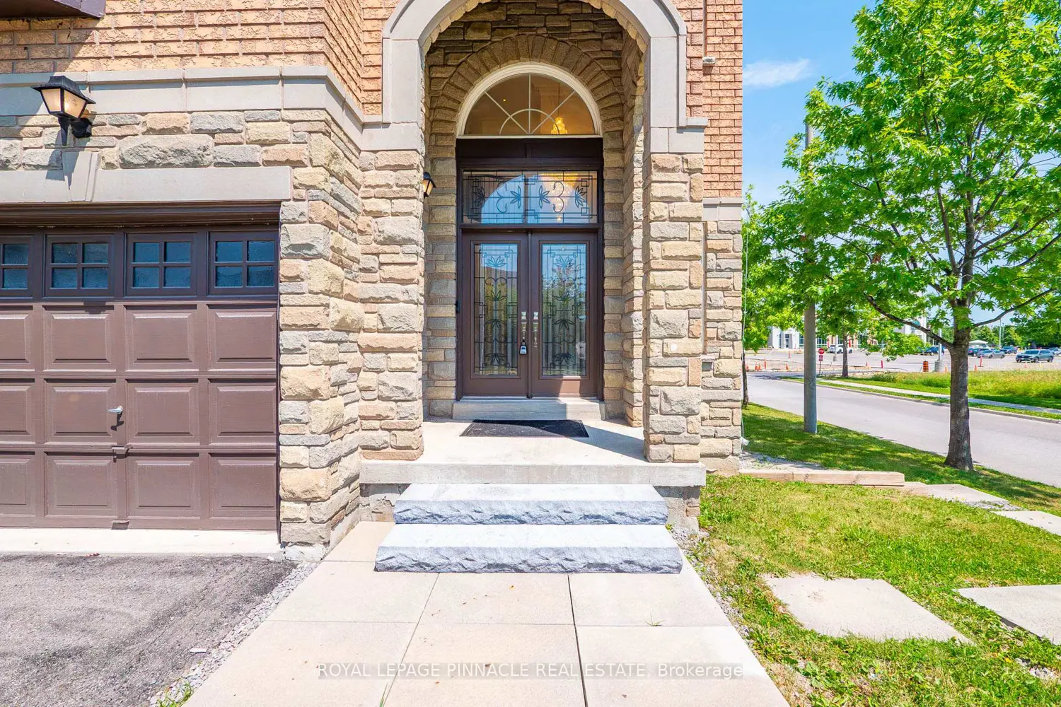 98 Ner Israel Drive photo 2