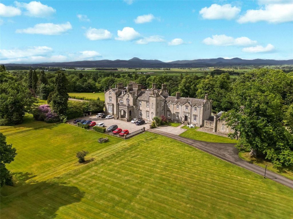 4 bed town house for saleEast Wing, Townhouse, Watson House, Gargunnock, Stirling, Stirlingshire FK8