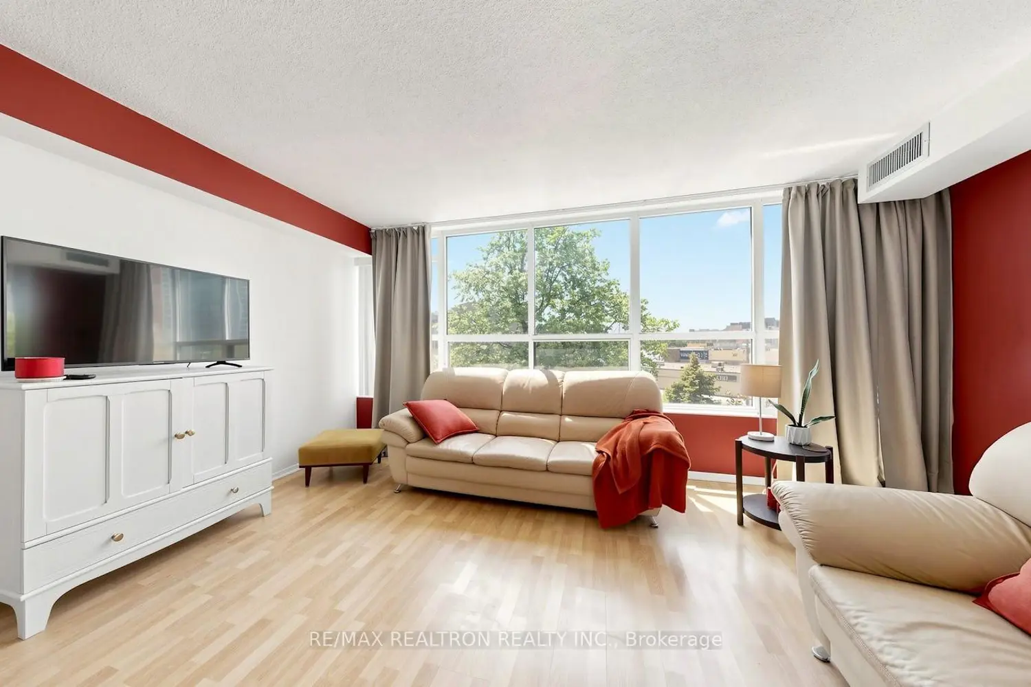 2365 Kennedy Road 505 photo 3