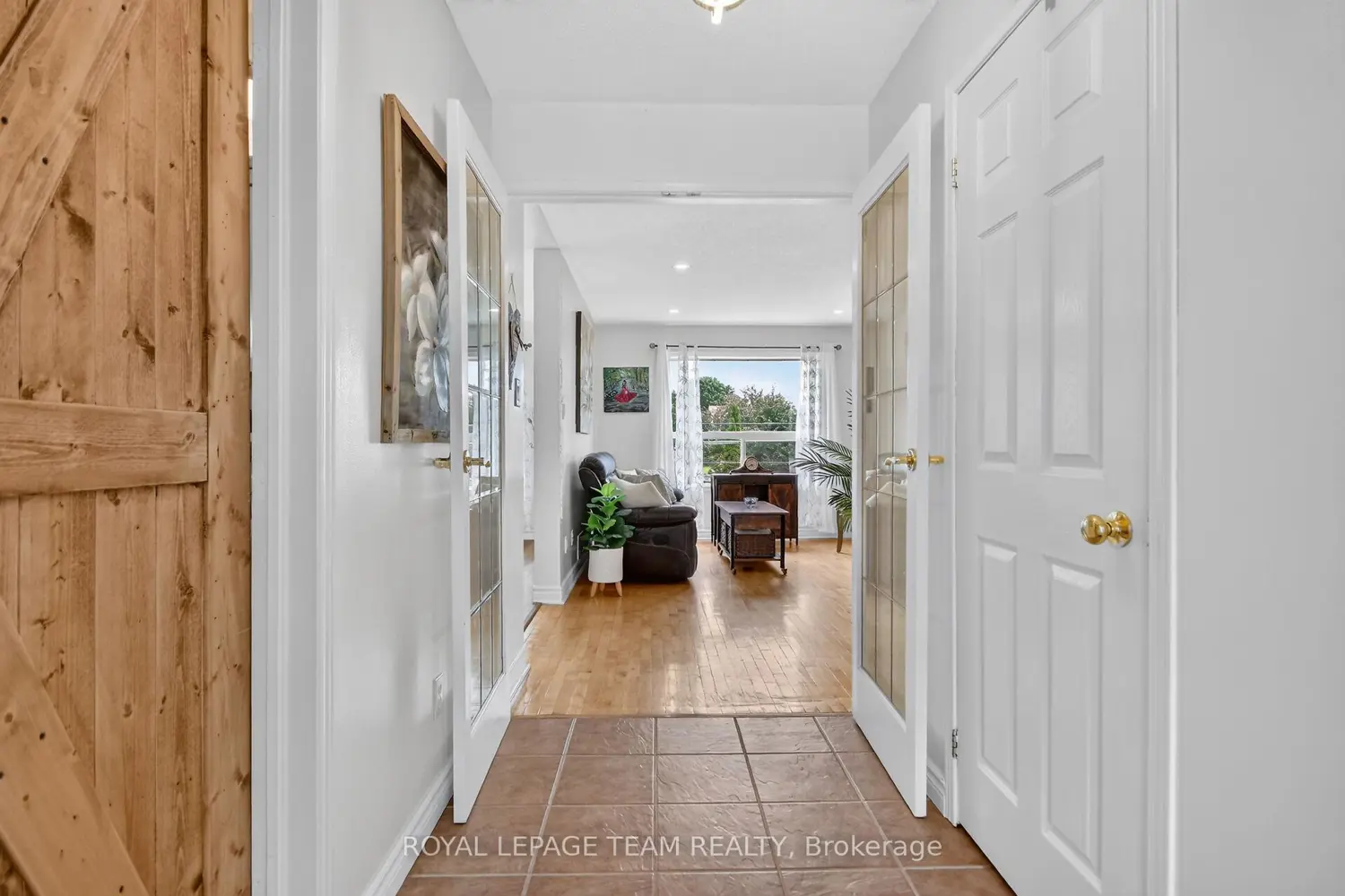 34 Jenna Drive photo 3