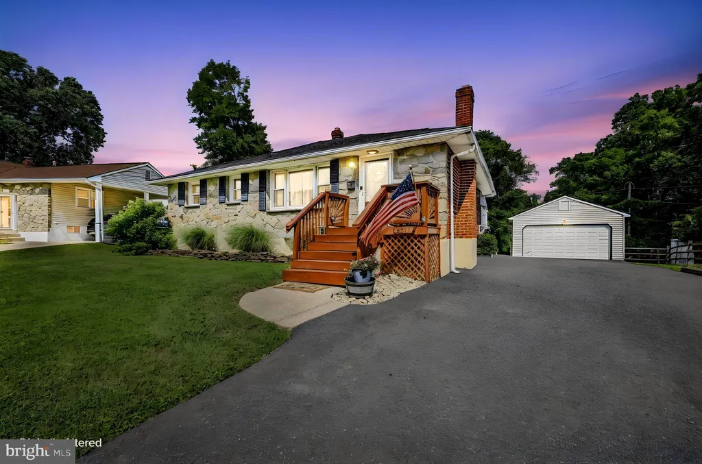 2211 E Huntington Drive, Wilmington, DE 19808