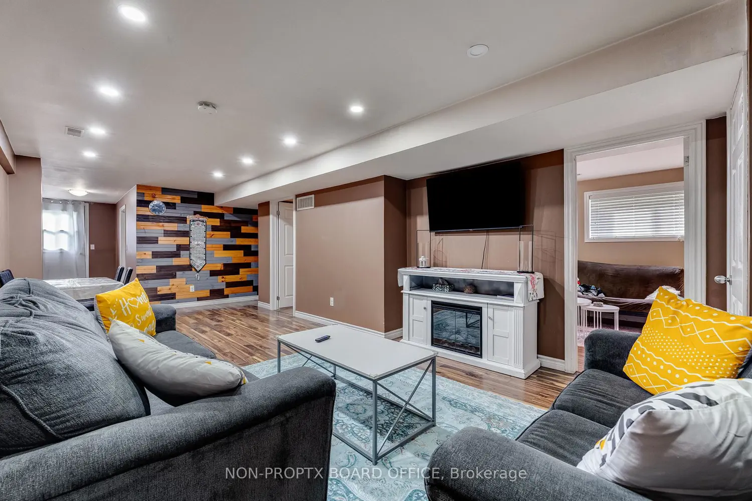 3740 Holburn Street photo 5