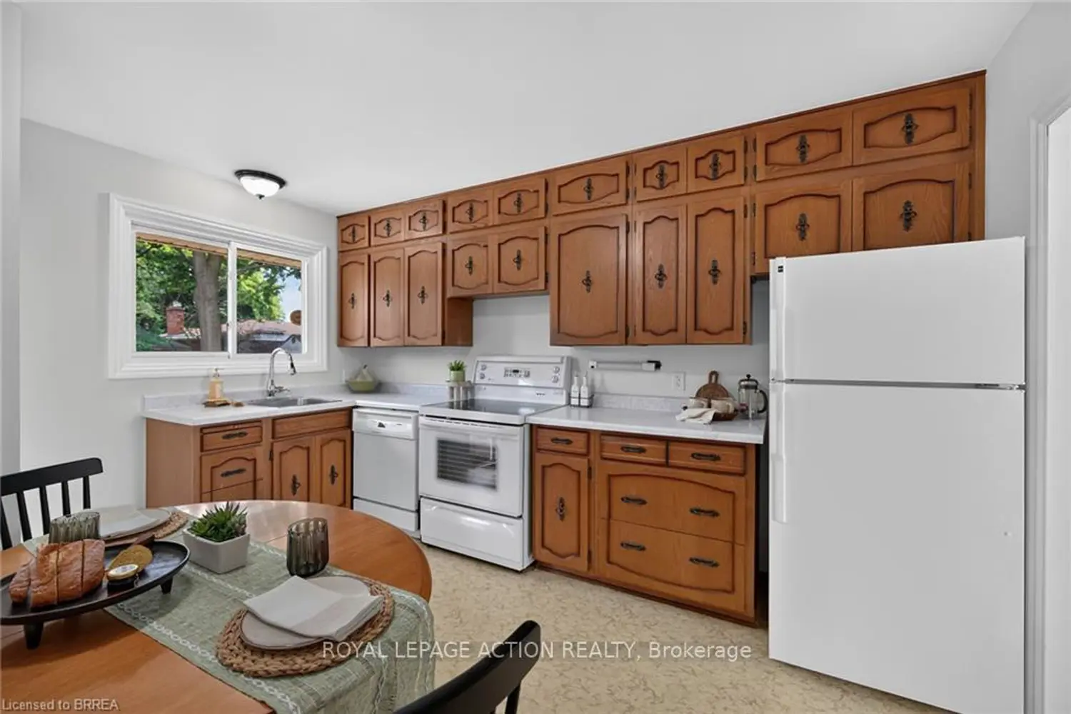 21 Brier Crescent photo 4