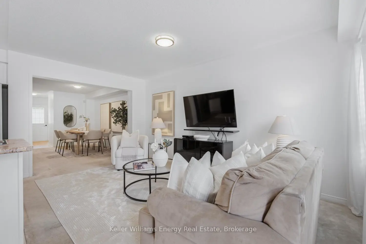 48 Atlantis Drive photo 3