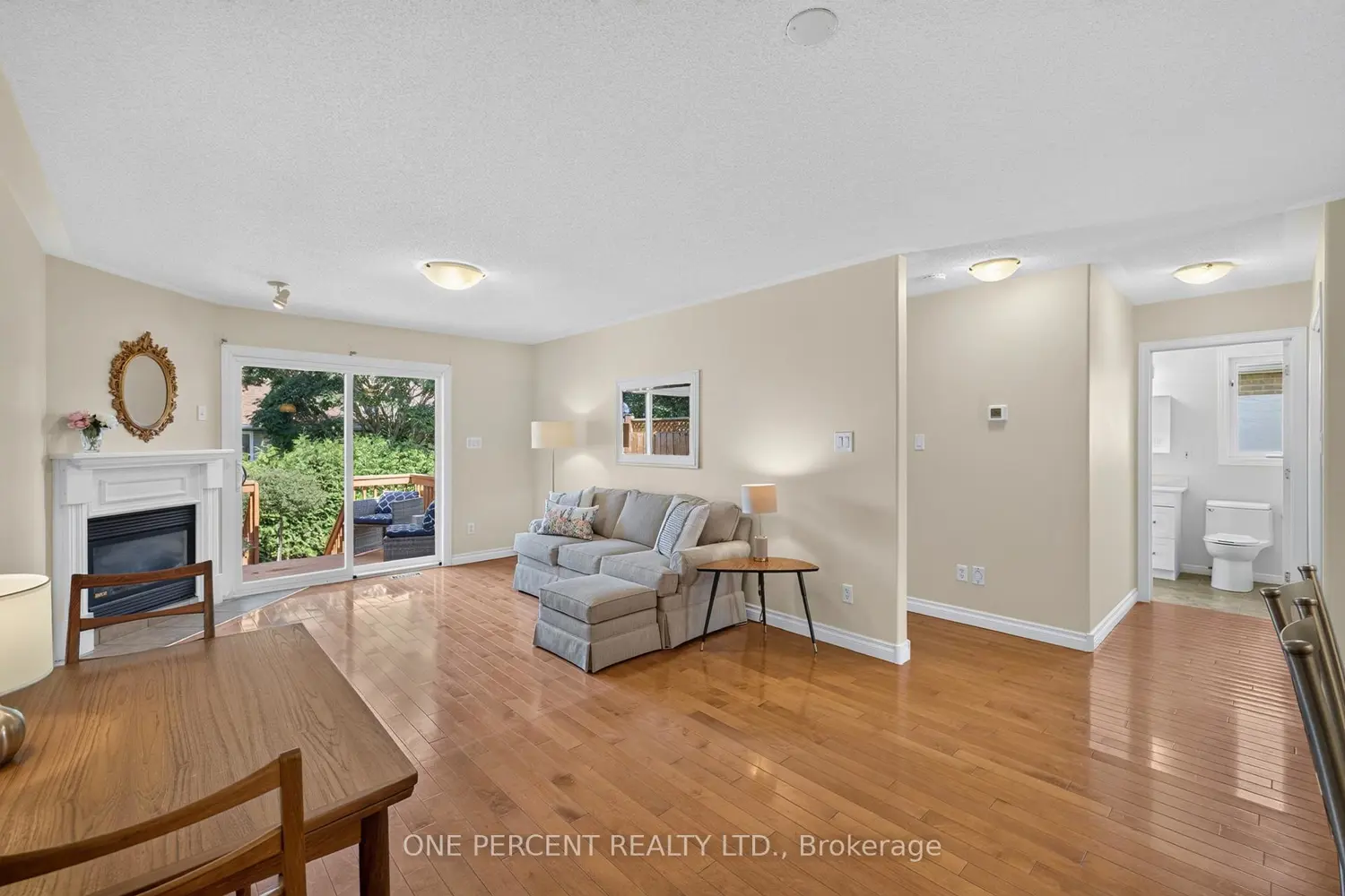 17 Dr Gordon Crescent photo 5